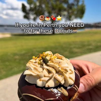 @donut_moments_perth 게시물: If you love donuts, you’re going to want to stop scrolling… 🍩 This little shop i (2025.11.24)