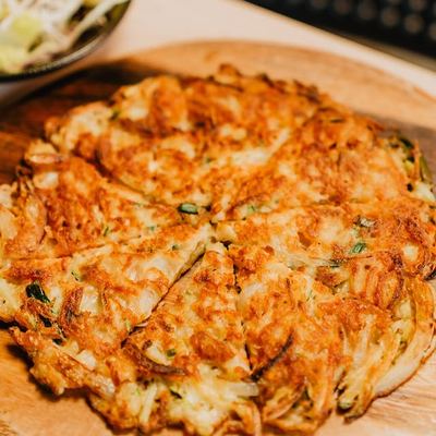 @gangnam.yagansquare 게시물: JEON KOREAN PANCAKE CHOICE OF - SEAFOOD +$2, KIMCHI +$2, VEGETABLE Flour batter  (2025.03.28)