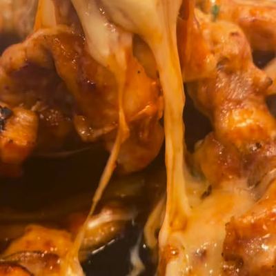 @gangnamcarousel 게시물: Another KBBQ video. We must love kimchi 🥢 Ask me what we ordered. (2026.02.26)