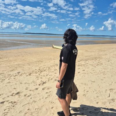 @hyun.vlog 게시물: seoul, south korea, sung 🇰🇷 낭만 8,000km 🚐💨 (2026.09.13)