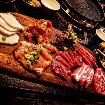 @ktown_neutralbay 게시물: Smoke in the air. Meat on the grill. 🔥🥩 No fuss. Just K-BBQ done right. 🇰🇷 🕒 Hou (2026.09.12)