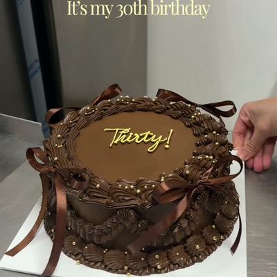 @nanacakery_perth 게시물: Every cake is ordered for a different reason — a birthday, a celebration, a mile (2026.09.23)