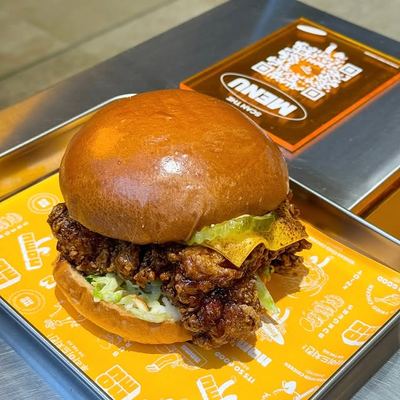 @nomukoreanfriedchicken 게시물: “The best chicken burgers in town!”- A customer we love, 2024 🥰 (2024.08.23)