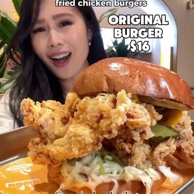 @nomukoreanfriedchicken 게시물: Check out @anniesbucketlist recent visit to our store! We are grateful for the s (2024.12.21)