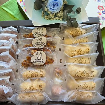 @siroo_ricecakecafe 게시물: 🌕 추석 한과세트 | $60 🇰🇷🇦🇺 소중한 분들께 감사의 마음을 전하는 특별한 선물 🎁 정성스럽게 준비한 전통 한과세트로 이번 추석, 따뜻한  (2026.09.14)