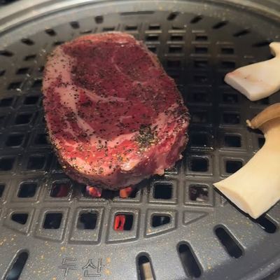 @thegogi_k.bbq 게시물: @thegogi_k.bbq . . The gogi special bbq Menu, Argentina Ribeye Steak Premier, te (2026.03.02)