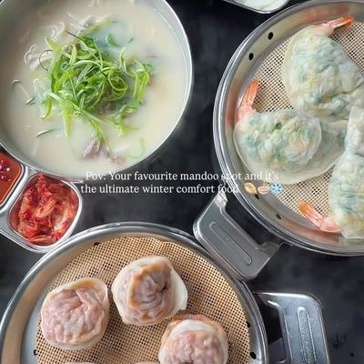 @themandoo.strathfield 게시물: Big bowl of noodles. Handmade dumplings. Zero regrets. 🍜🥟🇰🇷From rich beef bone k (2026.08.14)