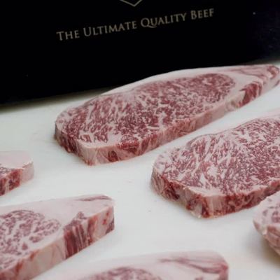 @unclesbutchery 게시물: Lotte L’grow Wagyu Striploin 9+ Available this Saturday only, in our gift box, e (2024.11.08)